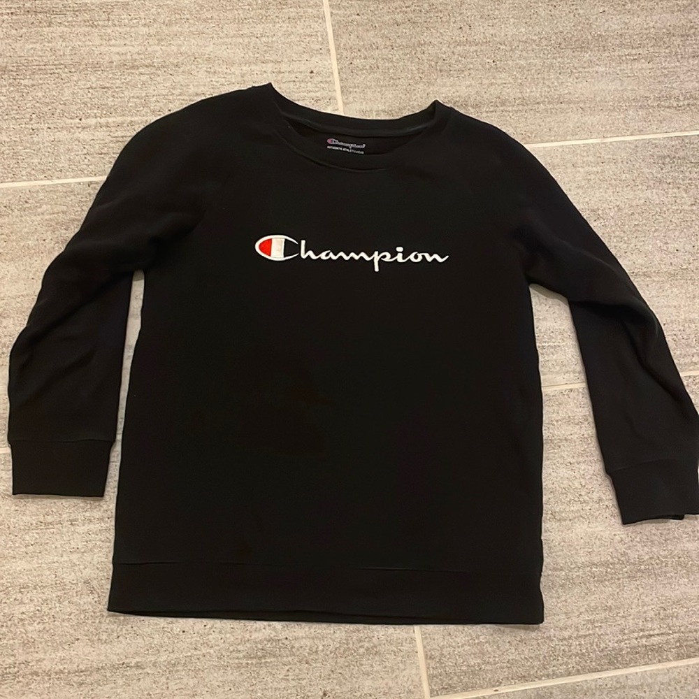 SALE! LAST CHANCE! Girls champion crew neck